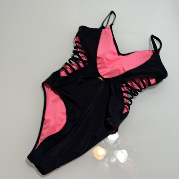 Victoria’s Secret pink black one piece cut out bathing suit s small EUC vs5 - Picture 2 of 5